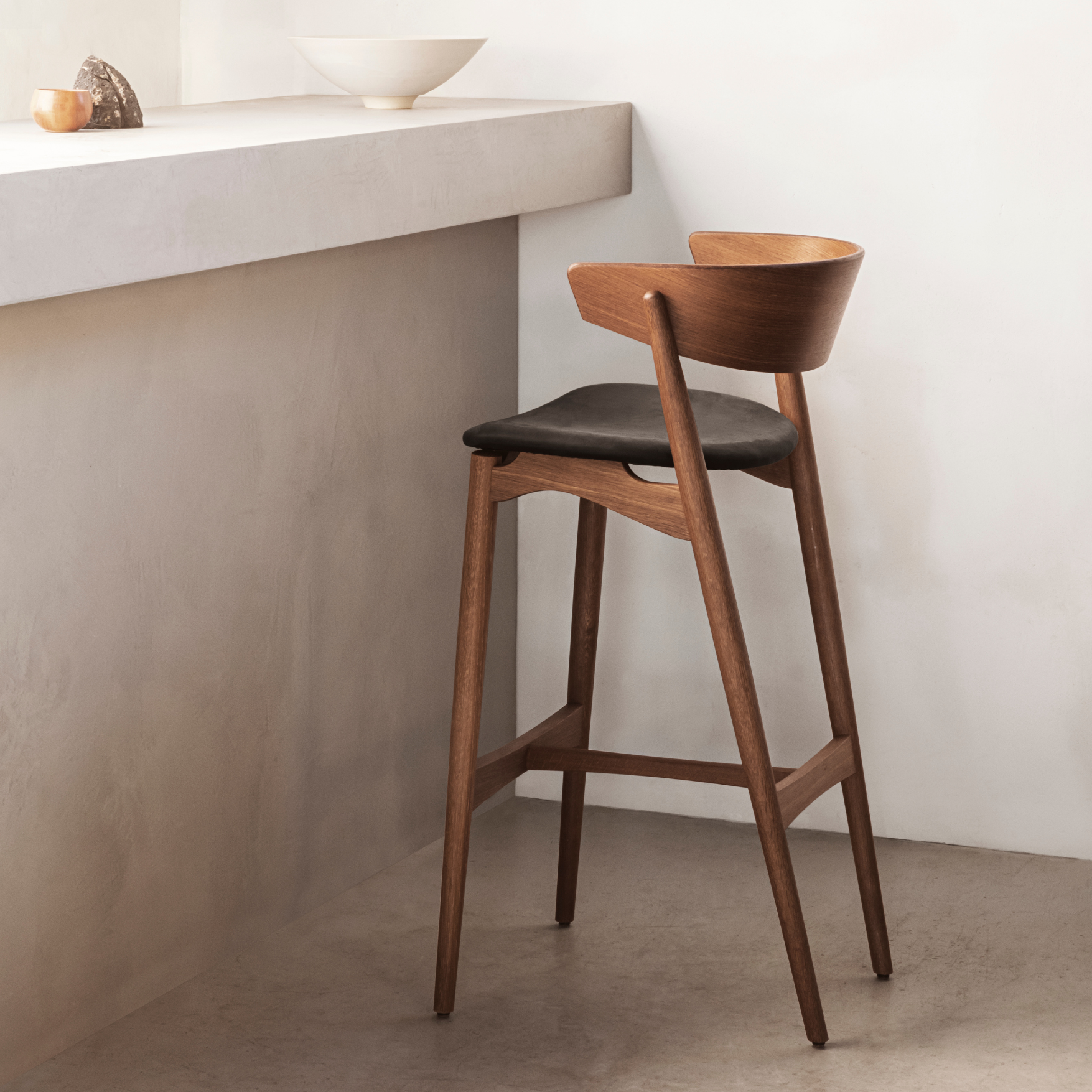 No7 Bar and Counter Stool